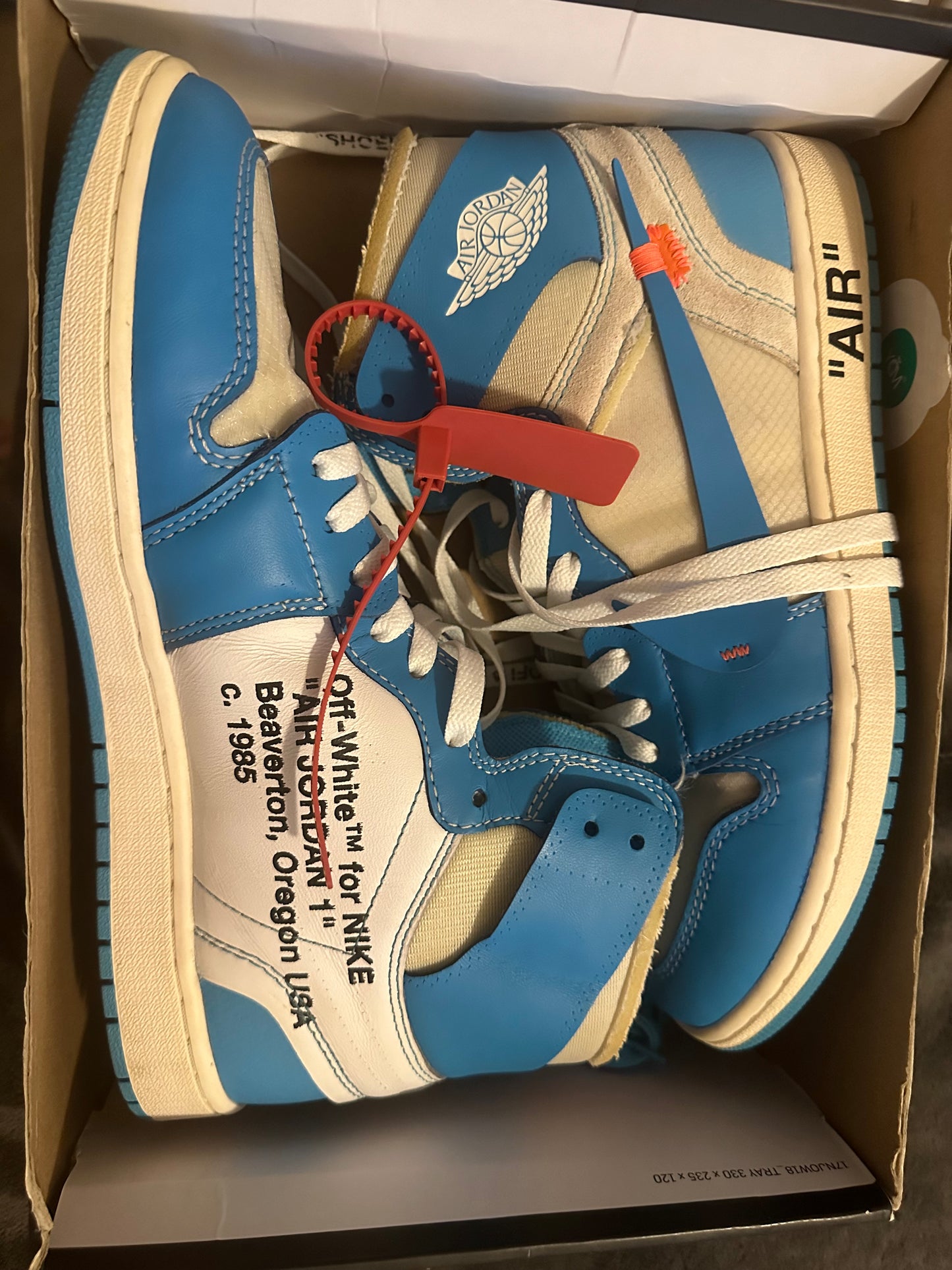 Size 11.5 - Jordan 1 Off White UNC