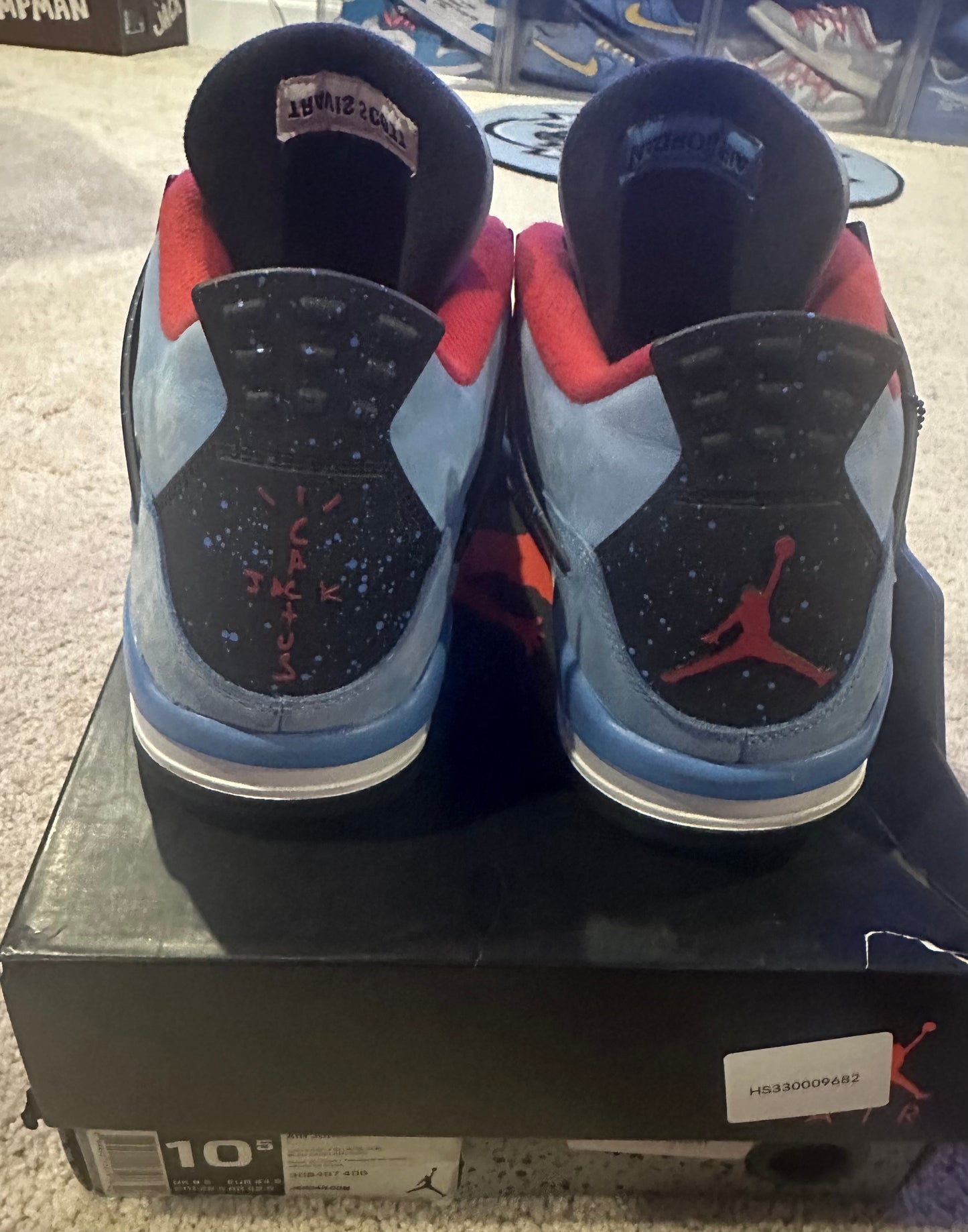 Size 10.5 - Travis Scott Jordan 4