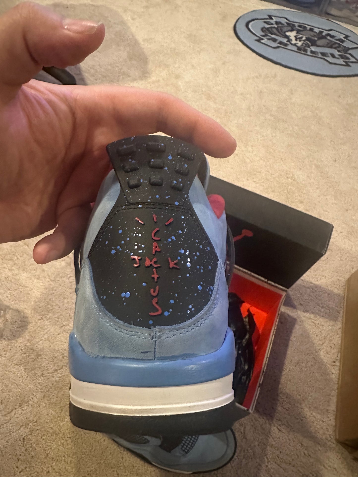 Size 10.5 - Travis Scott Jordan 4