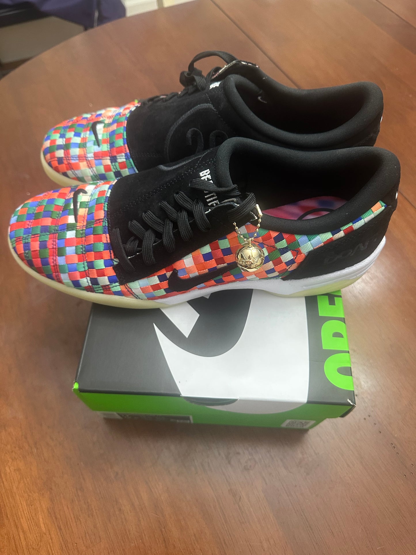 Nike Total 90 Ducks of a Feather Oregon Ducks Beautiful Game Sz 11