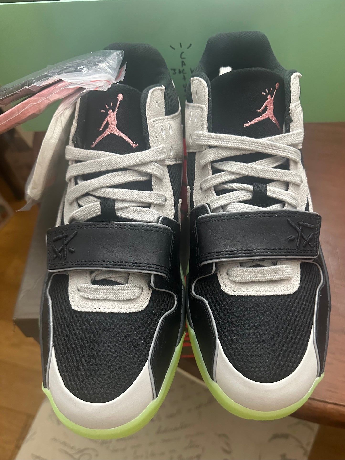Travis Scott Jumpman Jack Chase B