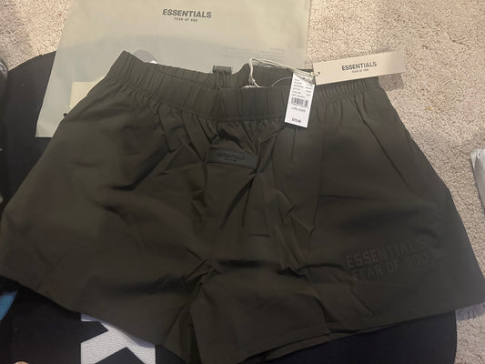 Essentials Fear of God Womens Size Large Shorts